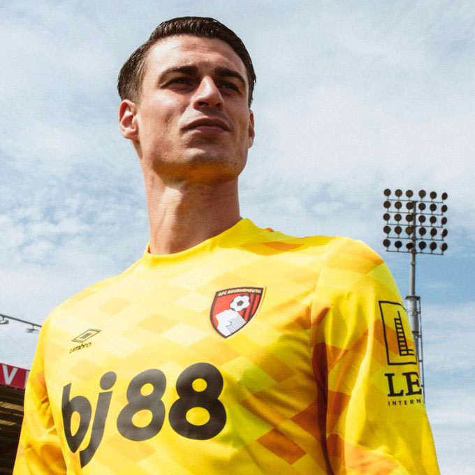 Kepa khoác áo Bournemouth theo dạng cho mượn